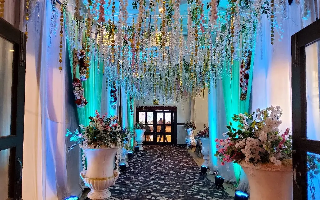 Explore Kachnar Club & Resort Jabalpur